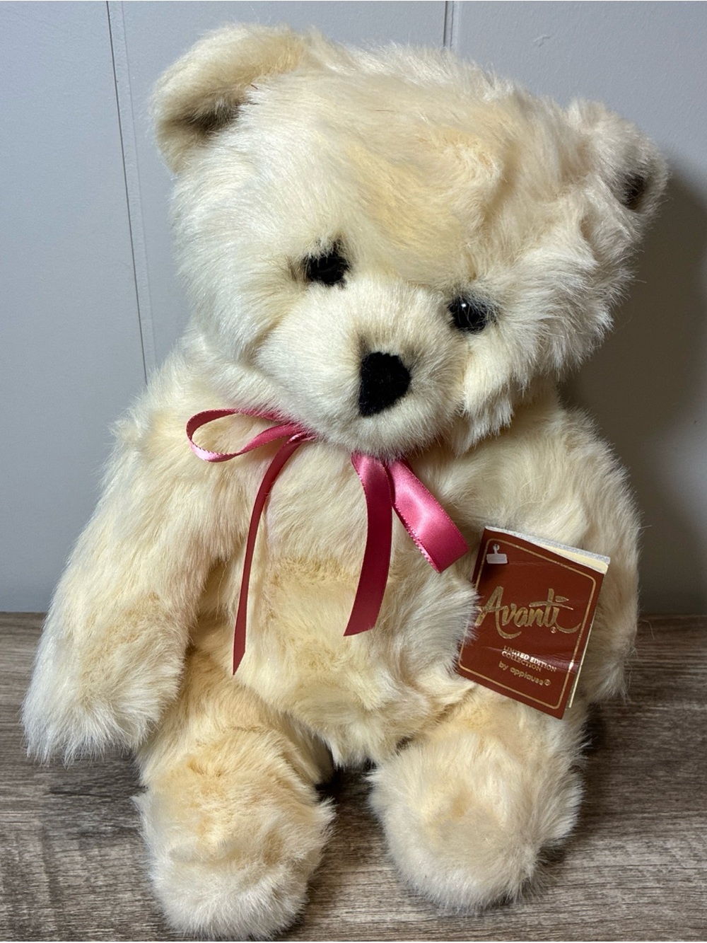 Vtg 1990 Avanti Applause #1143 Ltd Edition American Bear Ivory Super Soft Italy